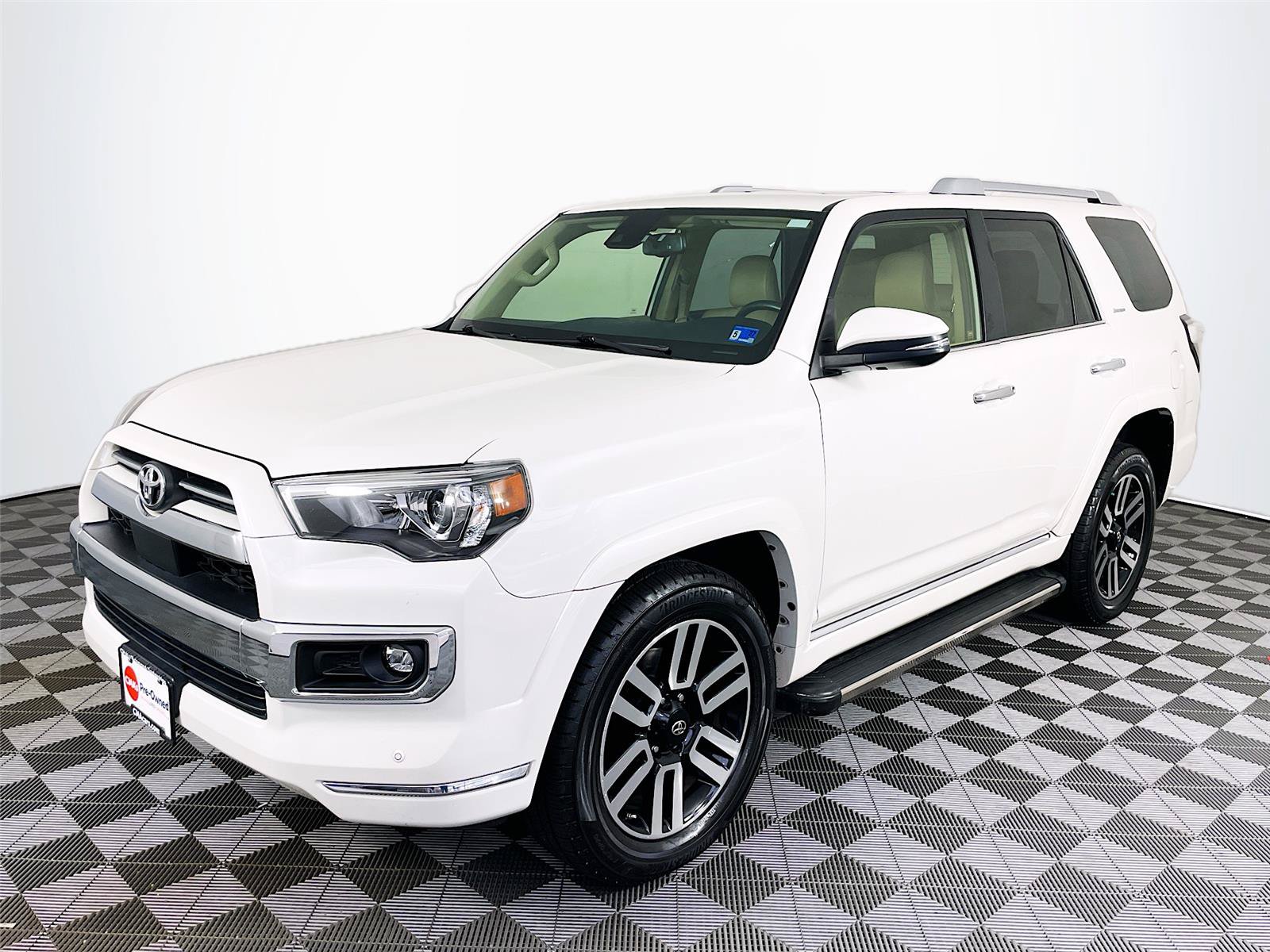 Used 2021 Toyota 4Runner Limited AWD/4WD image 3