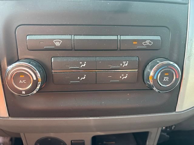 Used 2019 Nissan Frontier Desert Runner RWD image 35
