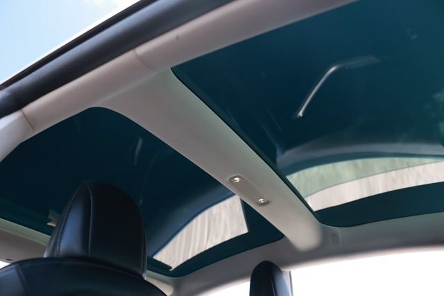 Used 2019 Tesla Model 3 Standard Range RWD image 27