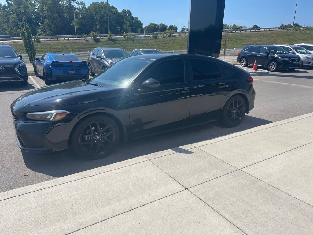 Used 2023 Honda Civic Sport image 4