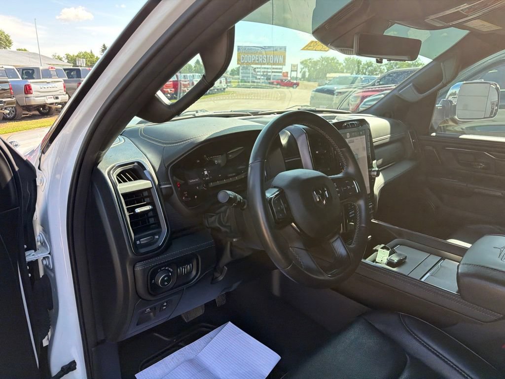 Used 2023 RAM 1500 Limited AWD/4WD image 13