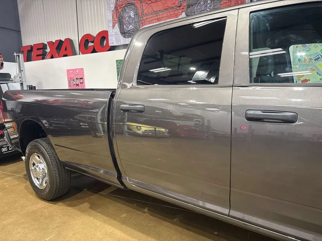 Used 2024 RAM 2500 Tradesman w/ Chrome Appearance Group AWD/4WD image 38