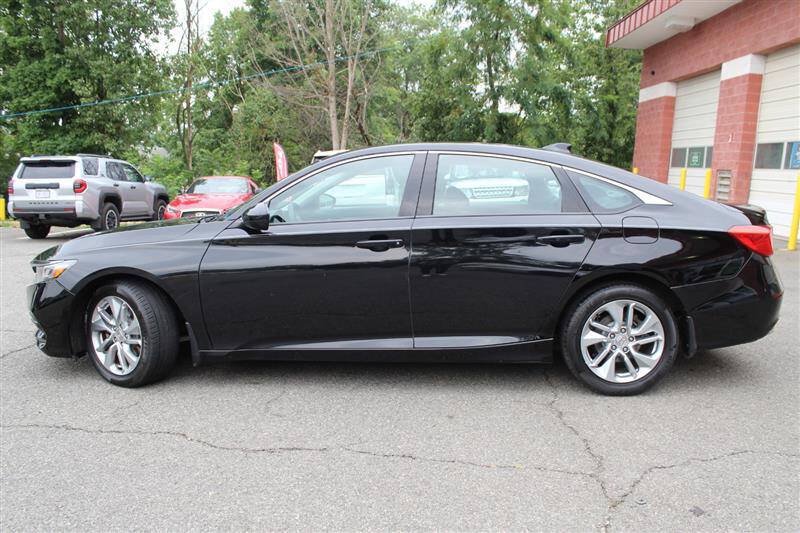 Used 2018 Honda Accord LX image 2