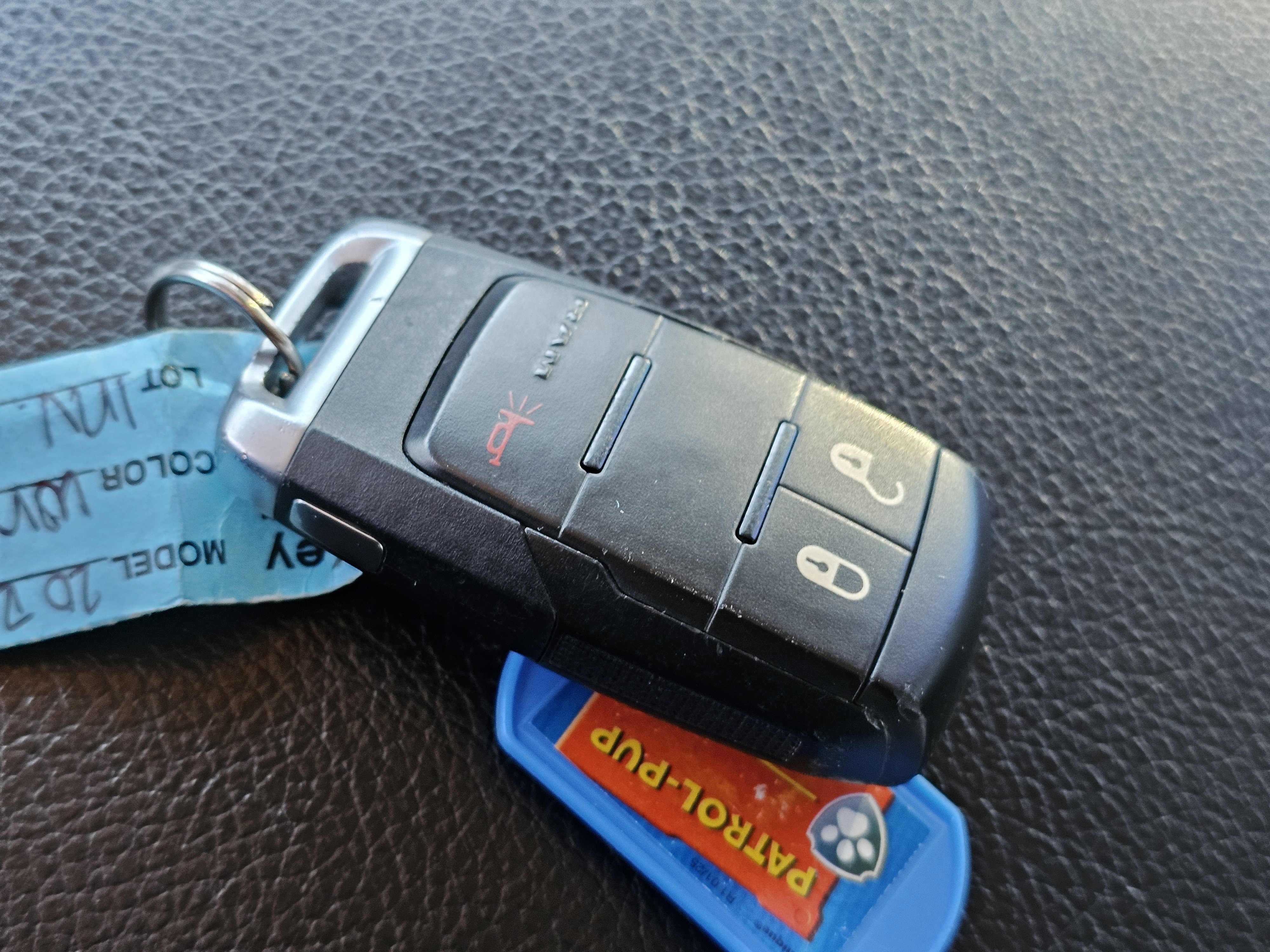 Used 2020 RAM 2500 Tradesman w/ Chrome Appearance Group image 32