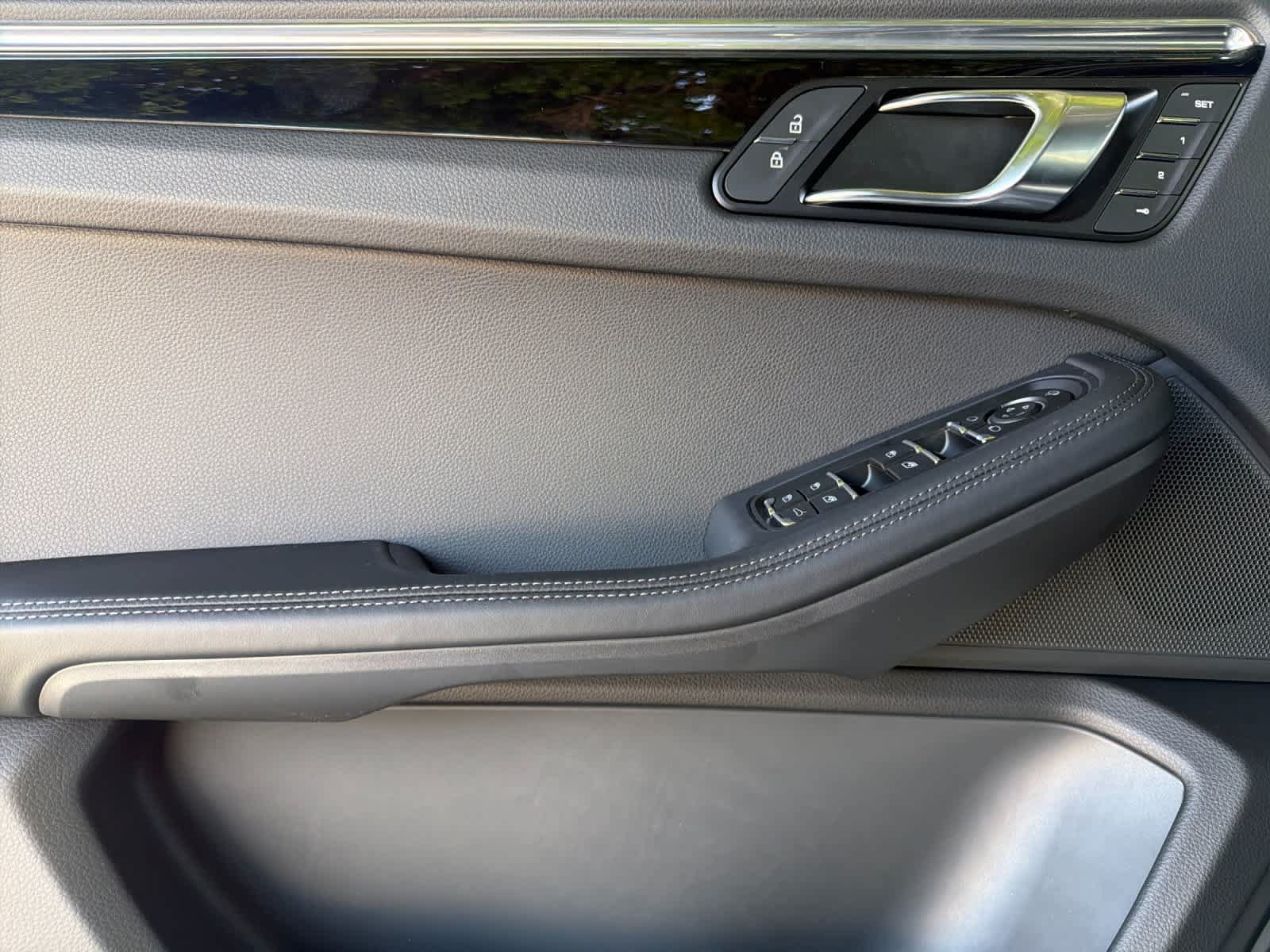 New 2026 Porsche Macan AWD/4WD image 12