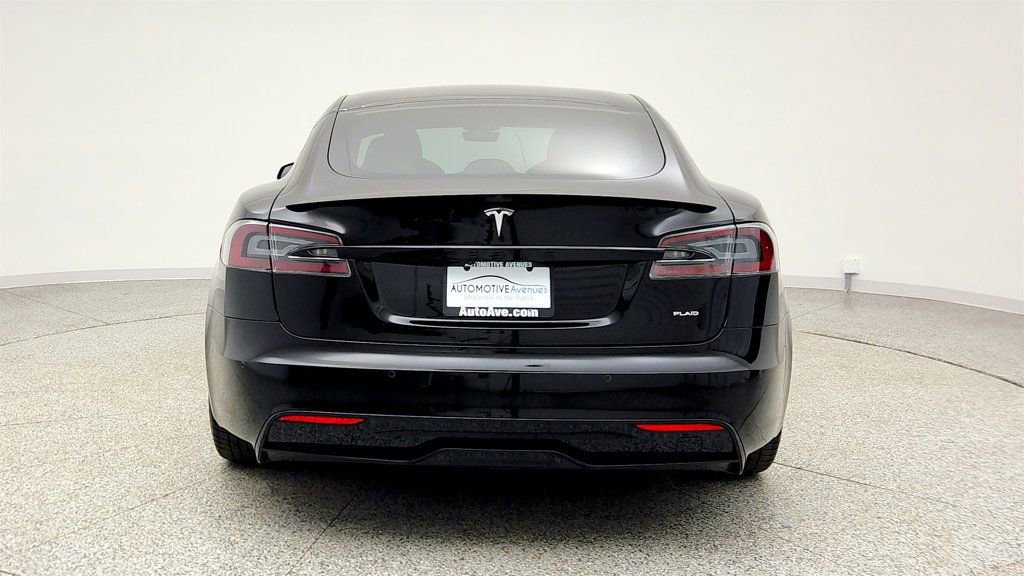 Used 2022 Tesla Model S Plaid image 6