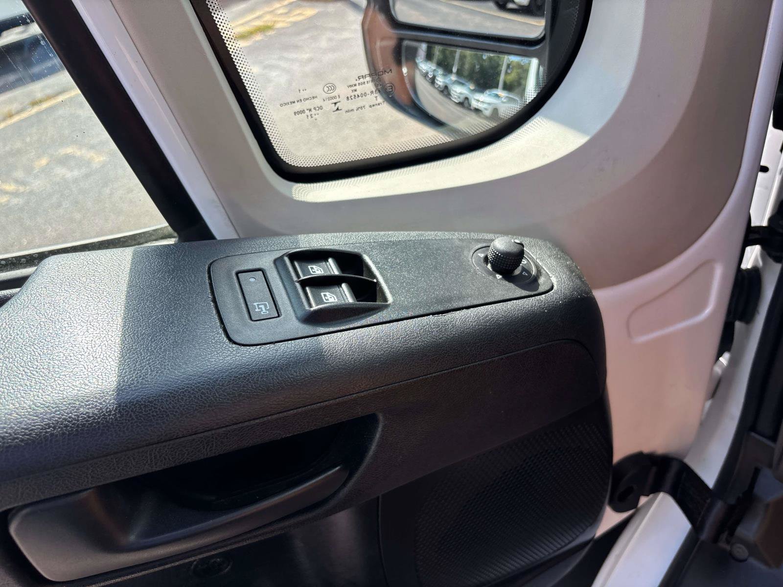 Used 2021 RAM ProMaster 2500 FWD image 14
