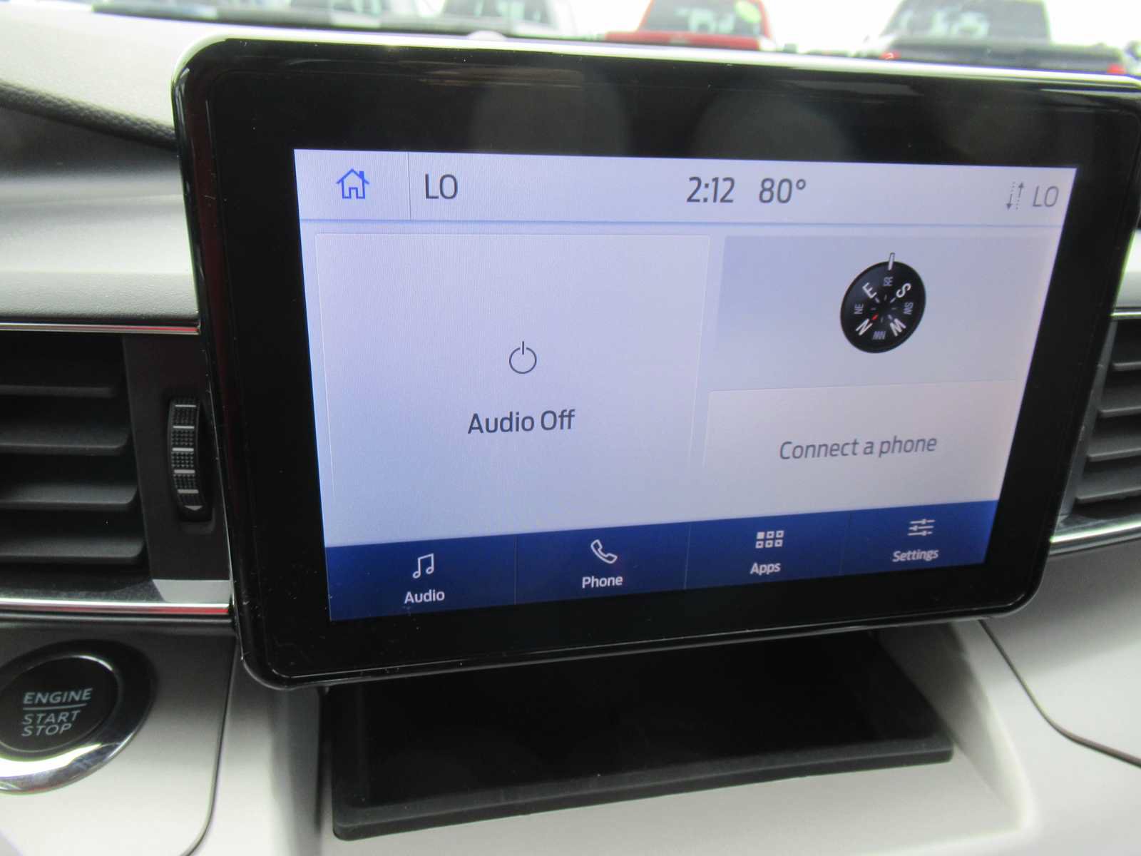 Used 2024 Ford Explorer XLT w/ Equipment Group 202A AWD/4WD image 27