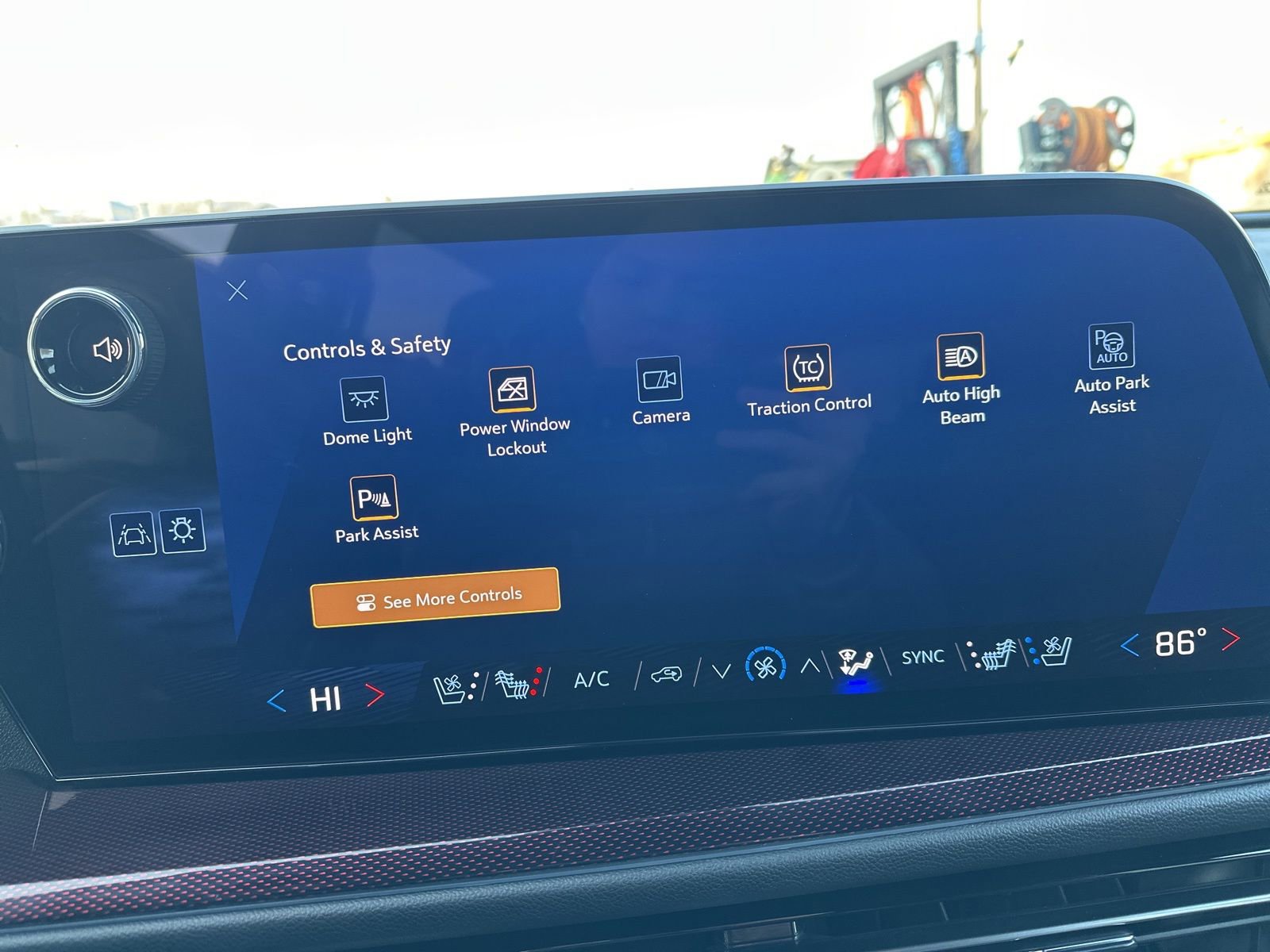 Used 2024 Chevrolet Traverse RS AWD/4WD image 62