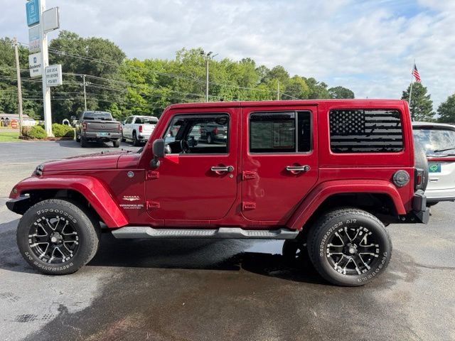 Used 2012 Jeep Wrangler Unlimited Sahara w/ Dual Top Group AWD/4WD image 8