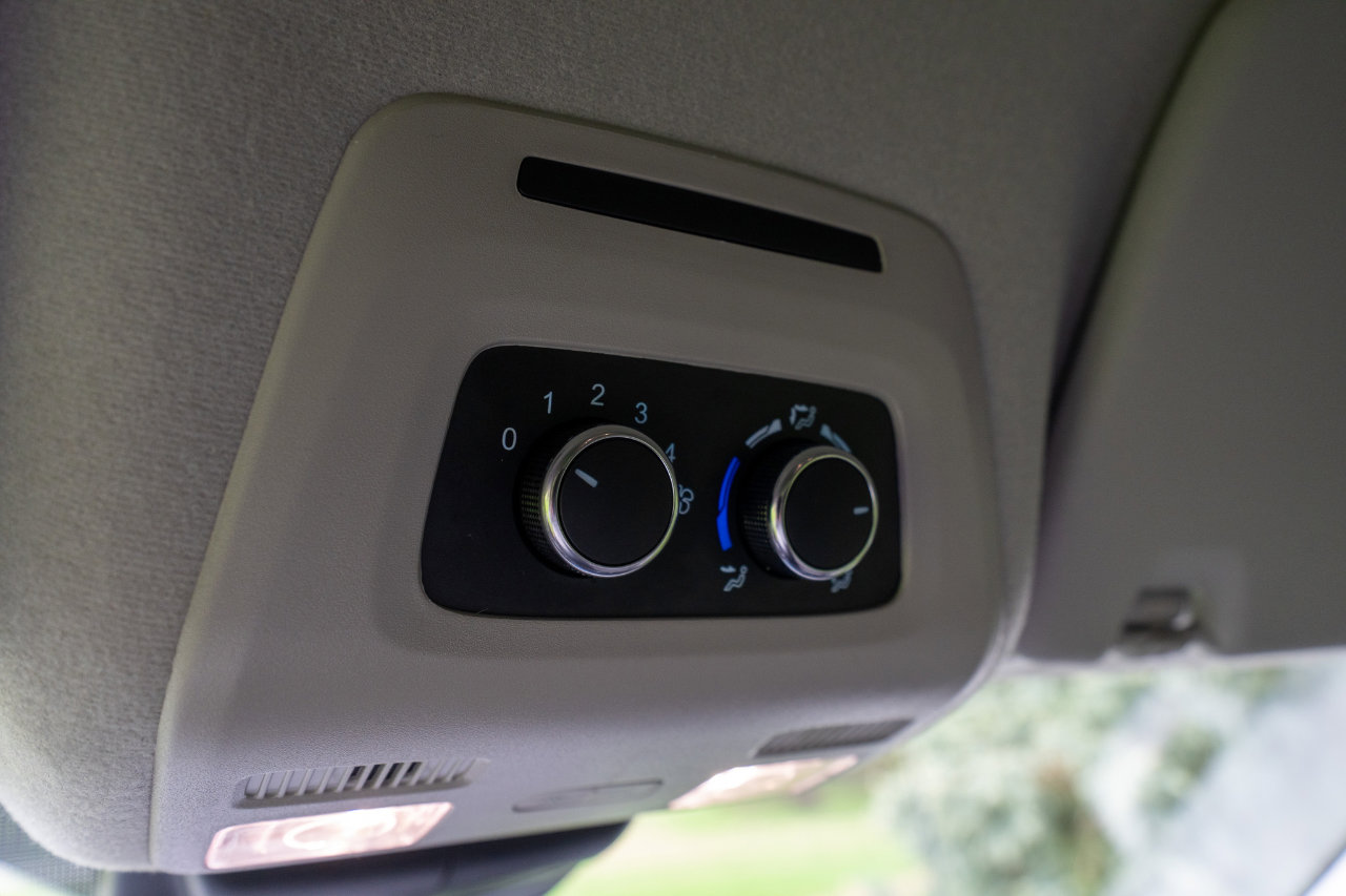Used 2024 Ford Transit 350 XLT image 22