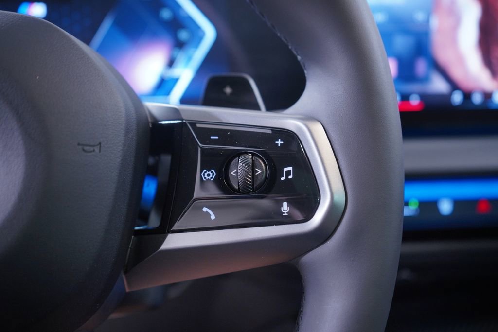 Used 2025 BMW X3 xDrive30i w/ M Sport Package image 19