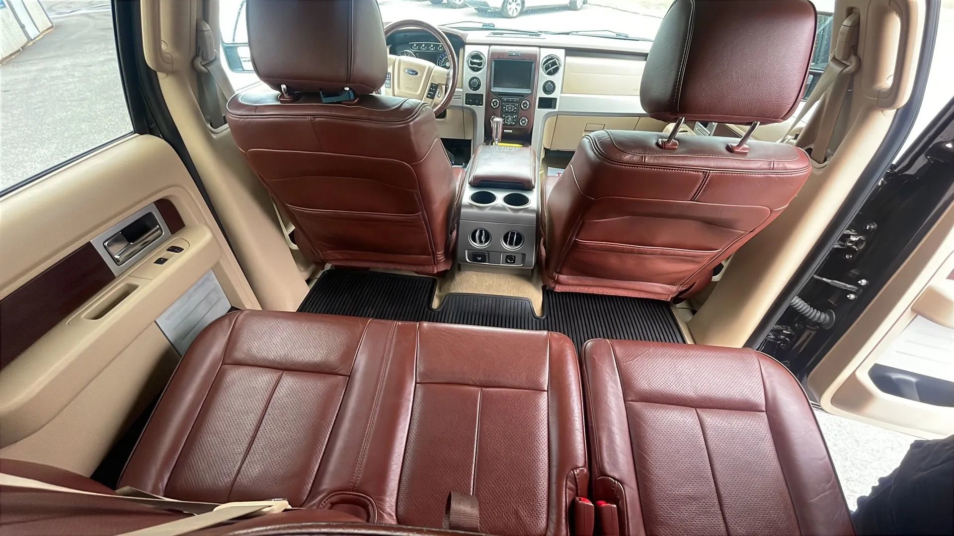 Used 2014 Ford F150 King Ranch w/ King Ranch Luxury Package image 35