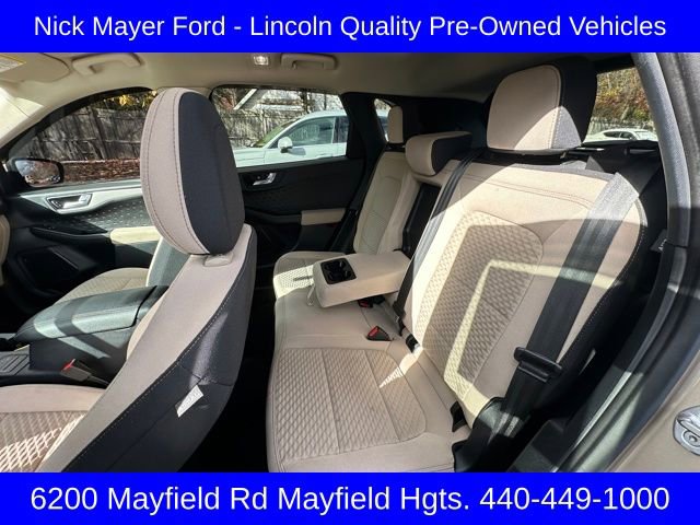 Used 2020 Ford Escape SE image 21