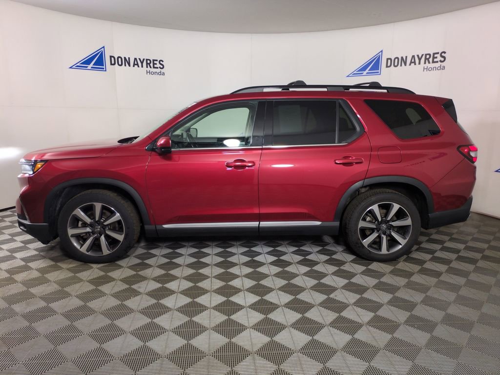 Certified 2024 Honda Pilot Elite image 2