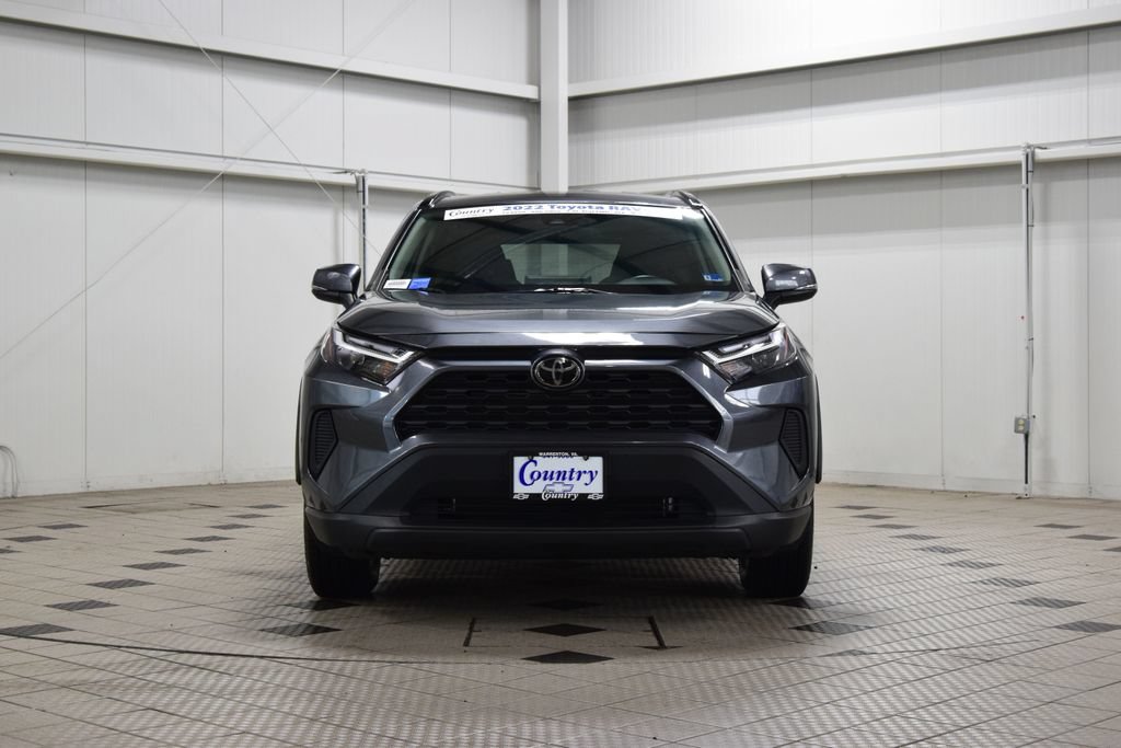 Used 2022 Toyota RAV4 XLE FWD image 2