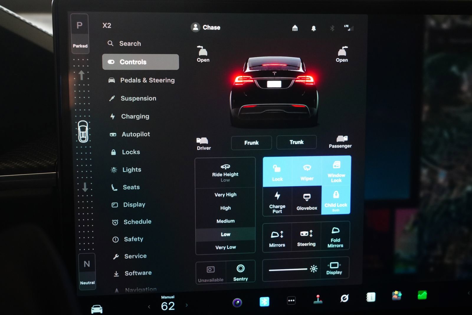 Used 2022 Tesla Model X Plaid image 27
