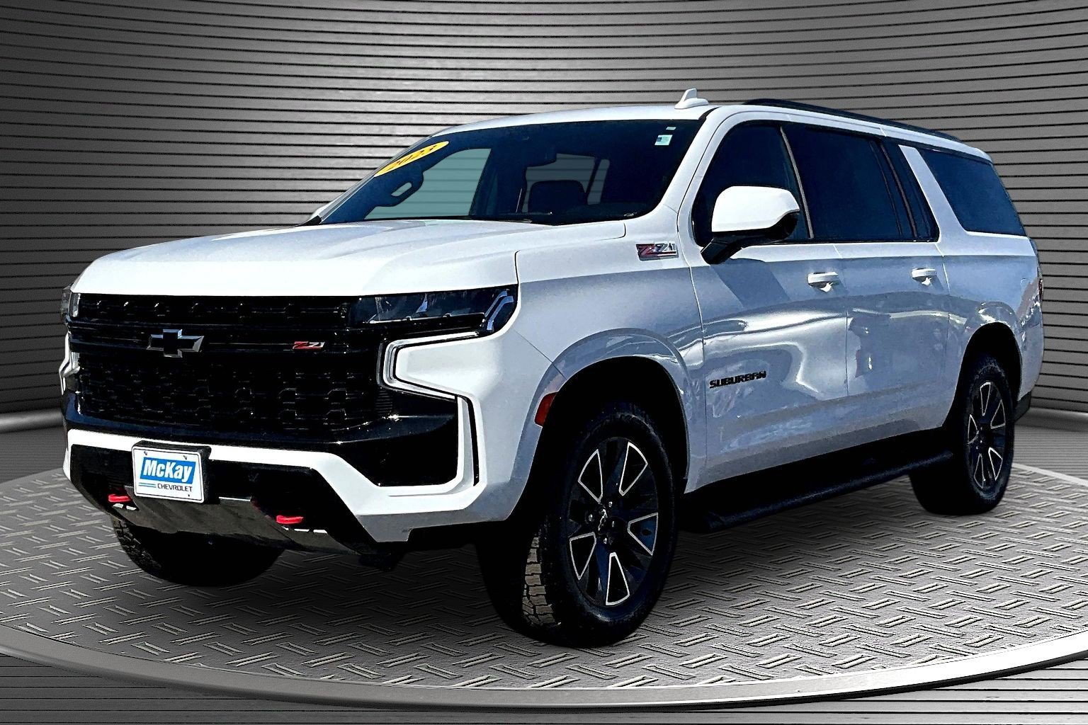 Used 2023 Chevrolet Suburban Z71 AWD/4WD image 3