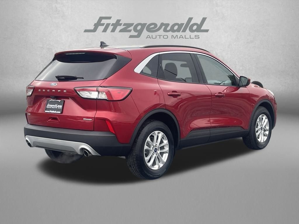 Used 2021 Ford Escape SE image 7