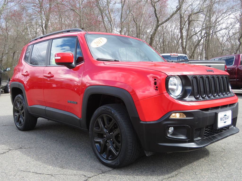 Used 2017 Jeep Renegade Altitude image 3