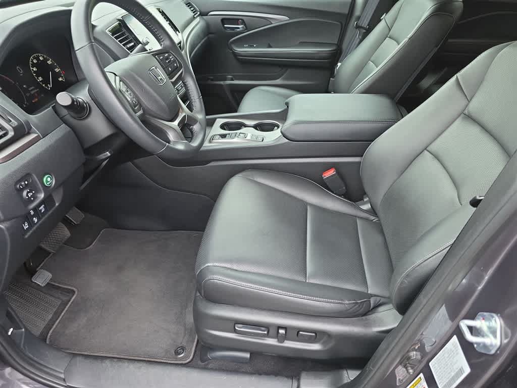 Certified 2025 Honda Ridgeline RTL image 15