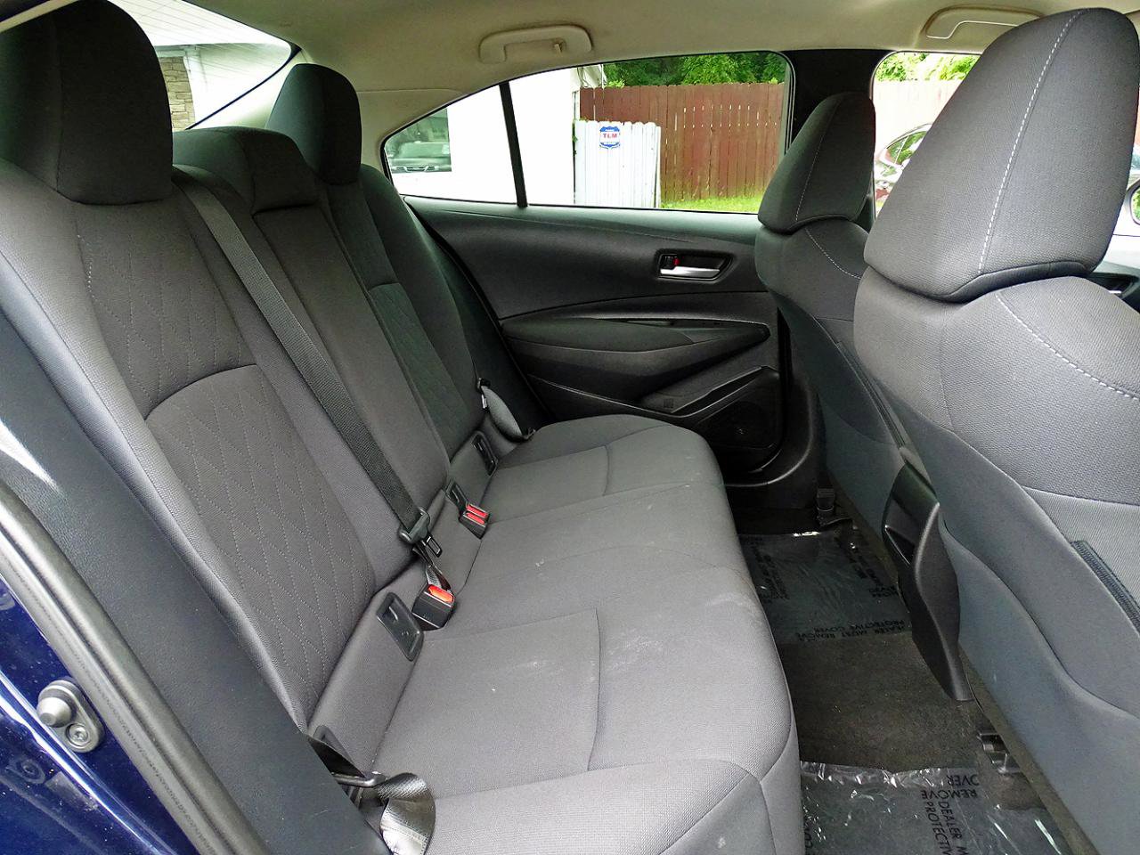 Used 2020 Toyota Corolla LE FWD image 31