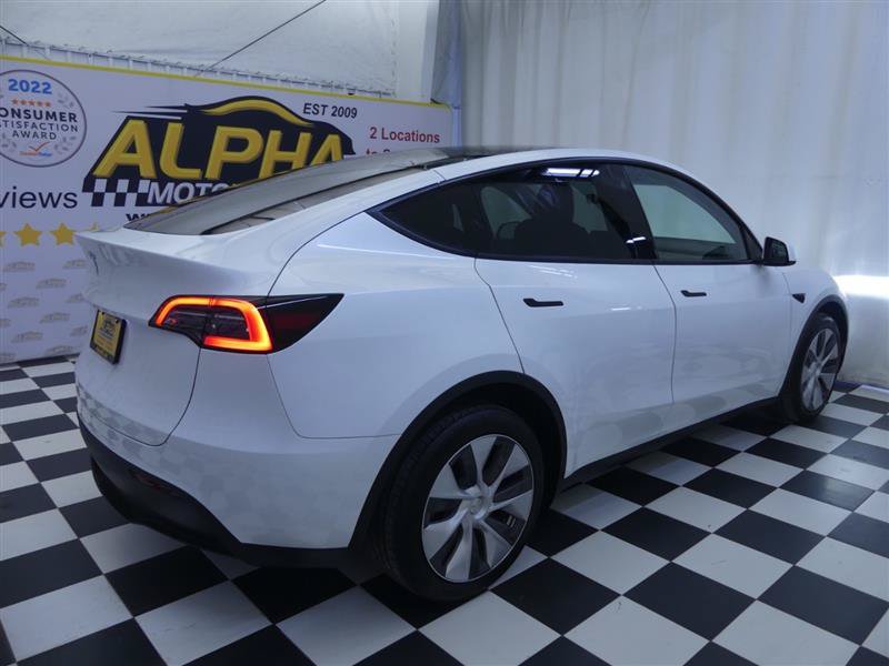 Used 2023 Tesla Model Y Long Range AWD/4WD image 6