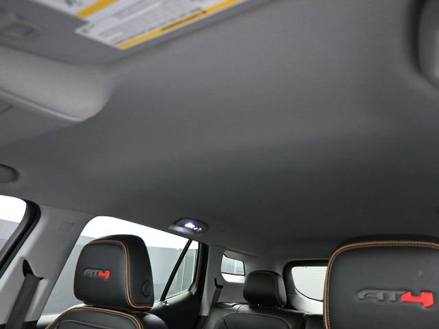 Used 2024 GMC Terrain AT4 image 33