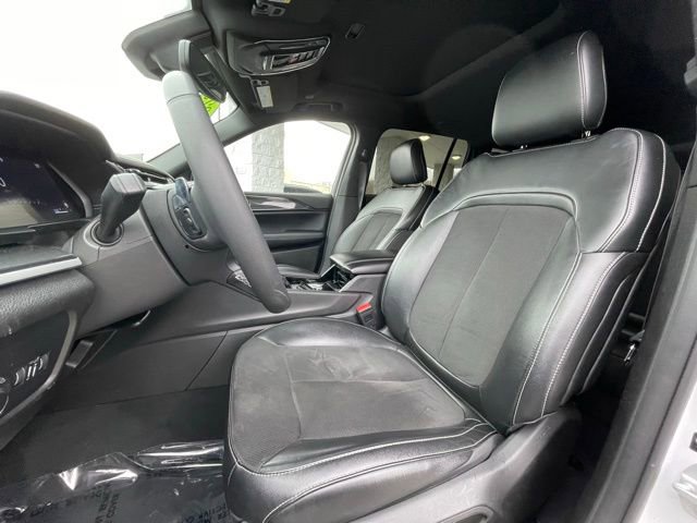 Used 2023 Jeep Grand Cherokee Altitude image 13