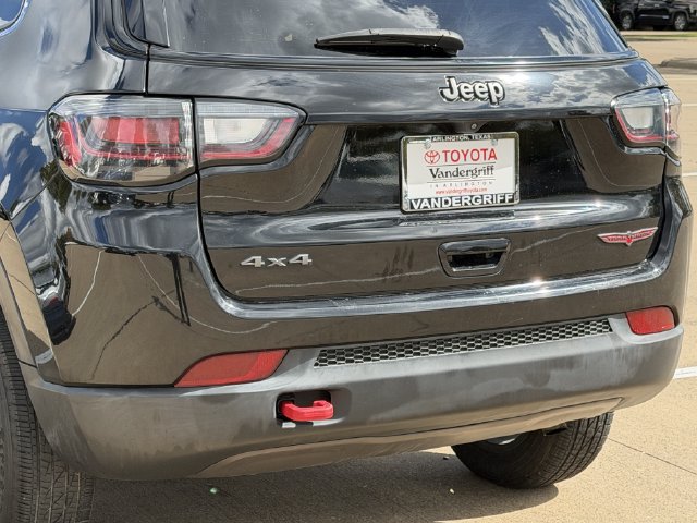 Used 2022 Jeep Compass Trailhawk w/ Trailhawk Elite Group AWD/4WD image 5