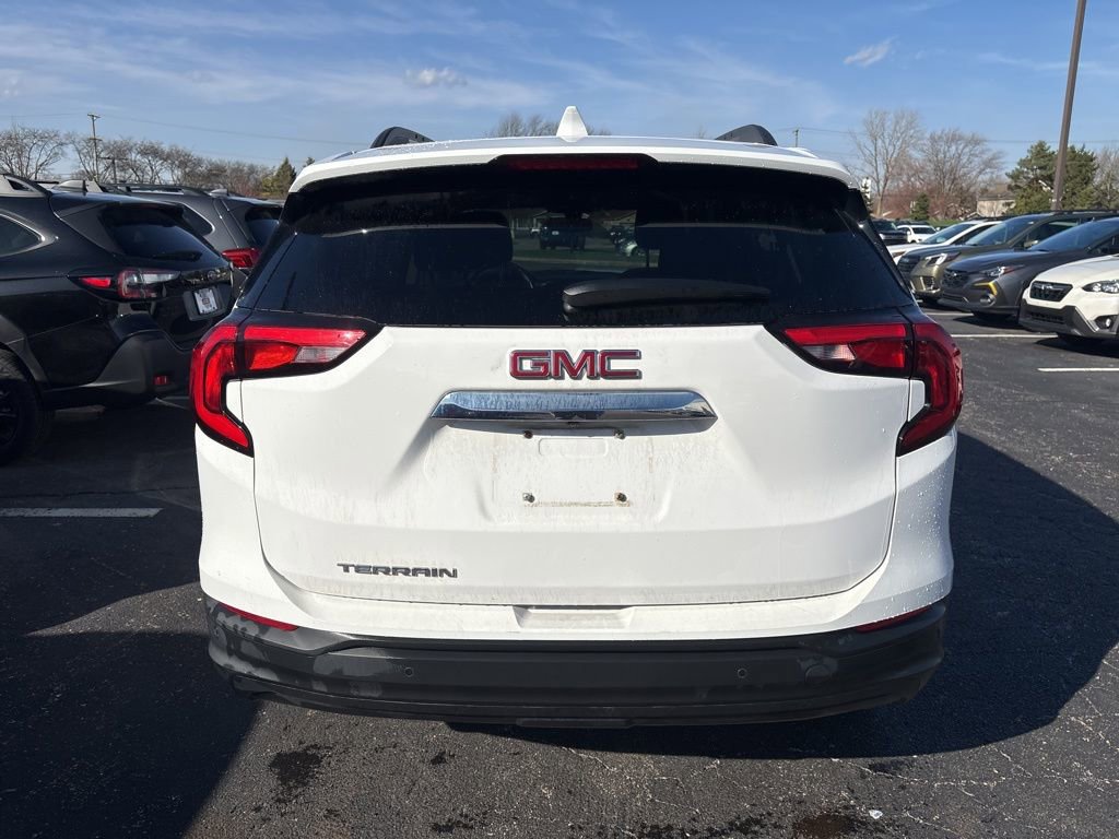 Used 2019 GMC Terrain SLE w/ Driver Convenience Package image 4