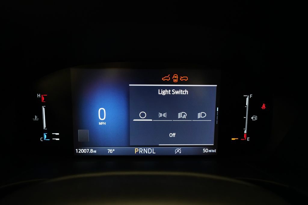 Used 2023 Ford Escape Active w/ Tech Pack #1 AWD/4WD image 2