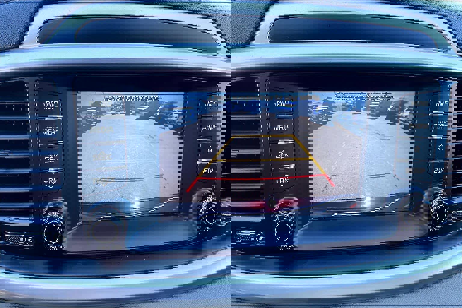 Used 2019 Kia Sorento LX image 26