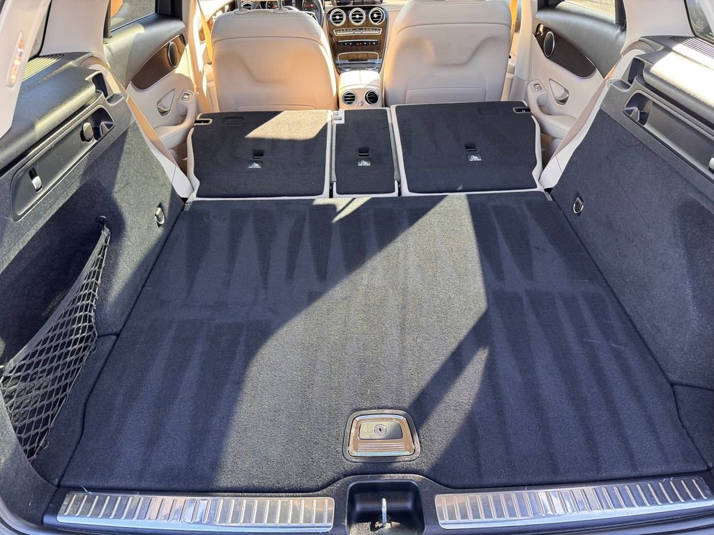 Used 2022 Mercedes-Benz GLC 300 image 13
