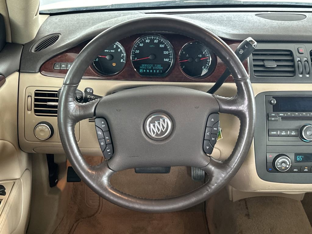 Used 2007 Buick Lucerne CXL w/ Luxury Package FWD image 17