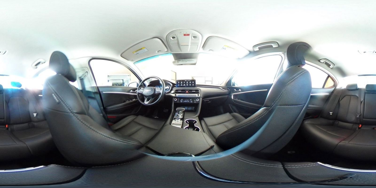 Used 2025 Genesis G70 2.5T image 43