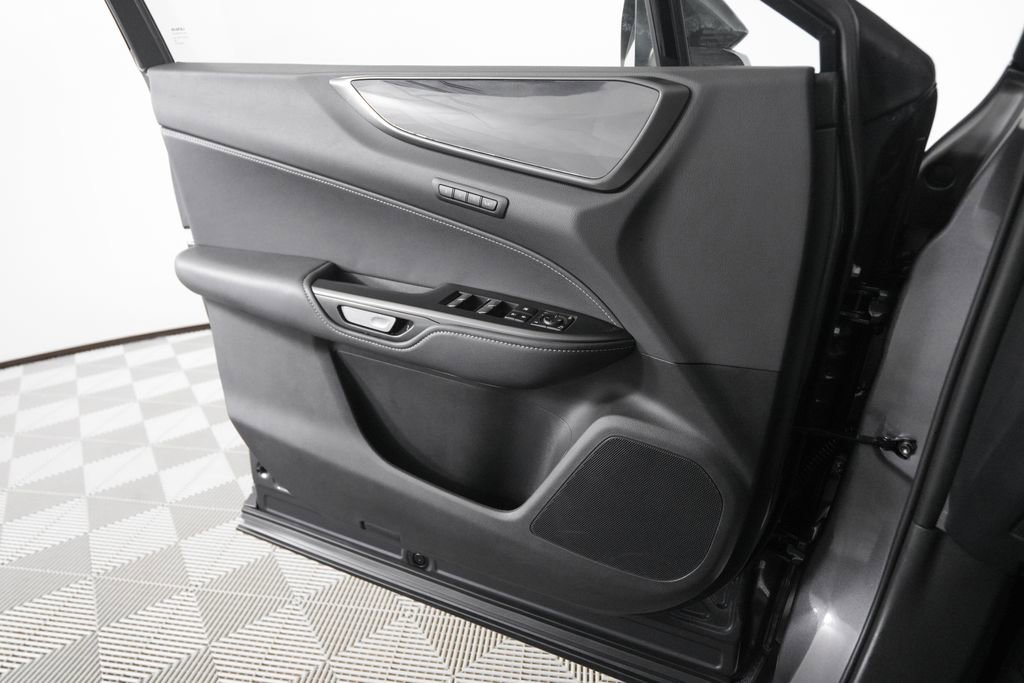 Used 2025 Lexus NX 250 FWD w/ Accessory Package (2T) image 11