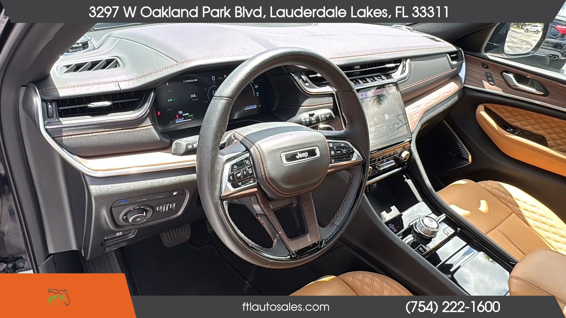 Used 2022 Jeep Grand Cherokee Summit w/ Luxury Tech Group V AWD/4WD image 29