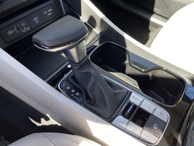 New 2025 Hyundai Tucson SE image 20