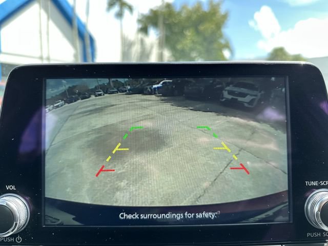 Used 2025 Nissan Sentra SV FWD image 24