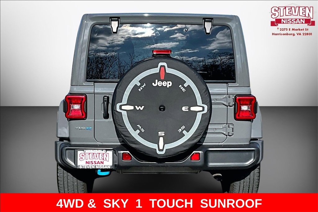 Used 2023 Jeep Wrangler Unlimited Sahara w/ Cold Weather Group image 5