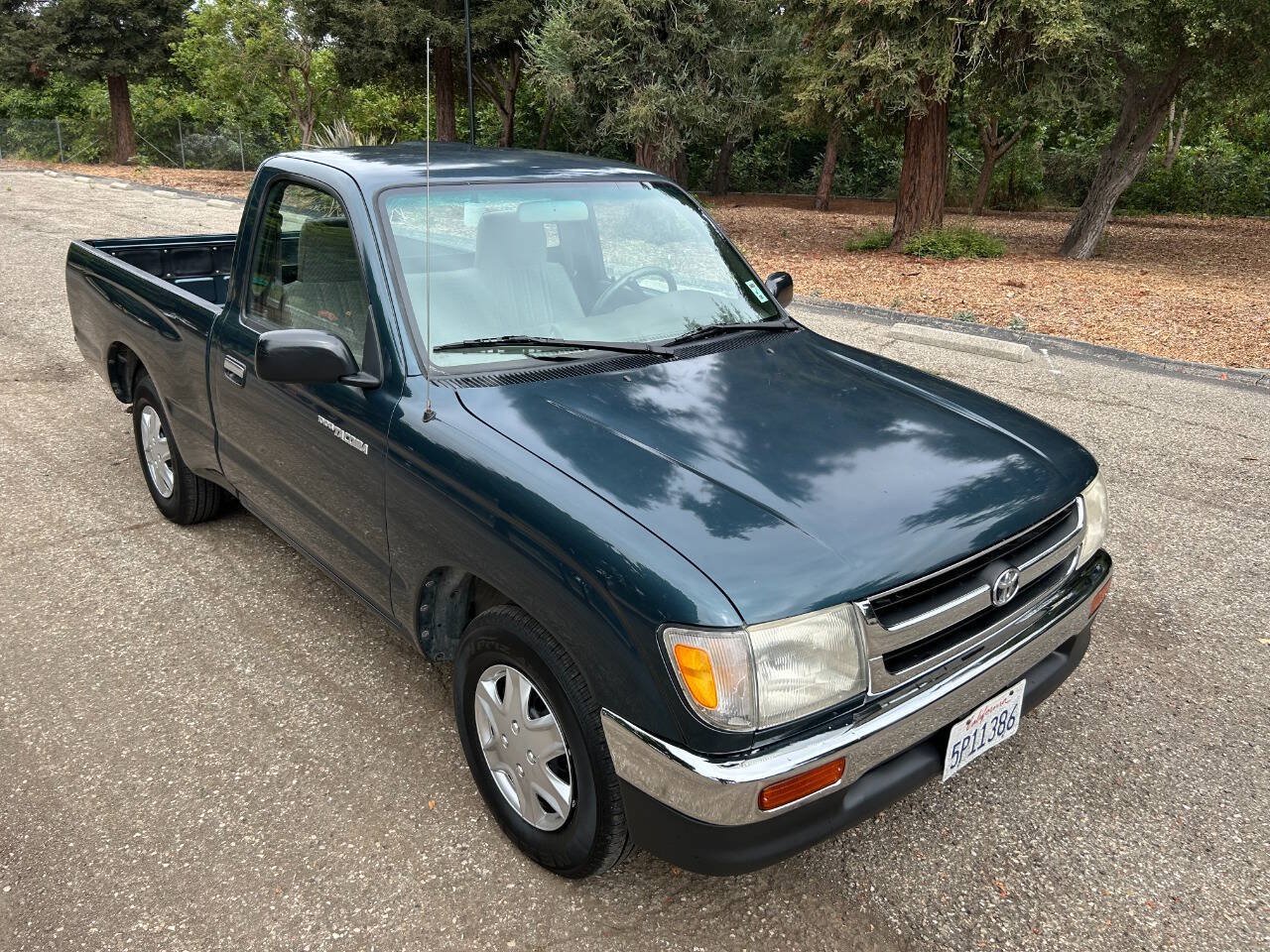 Used 1997 Toyota Tacoma 2WD Regular Cab w/ Value Edition Plus Pkg image 9