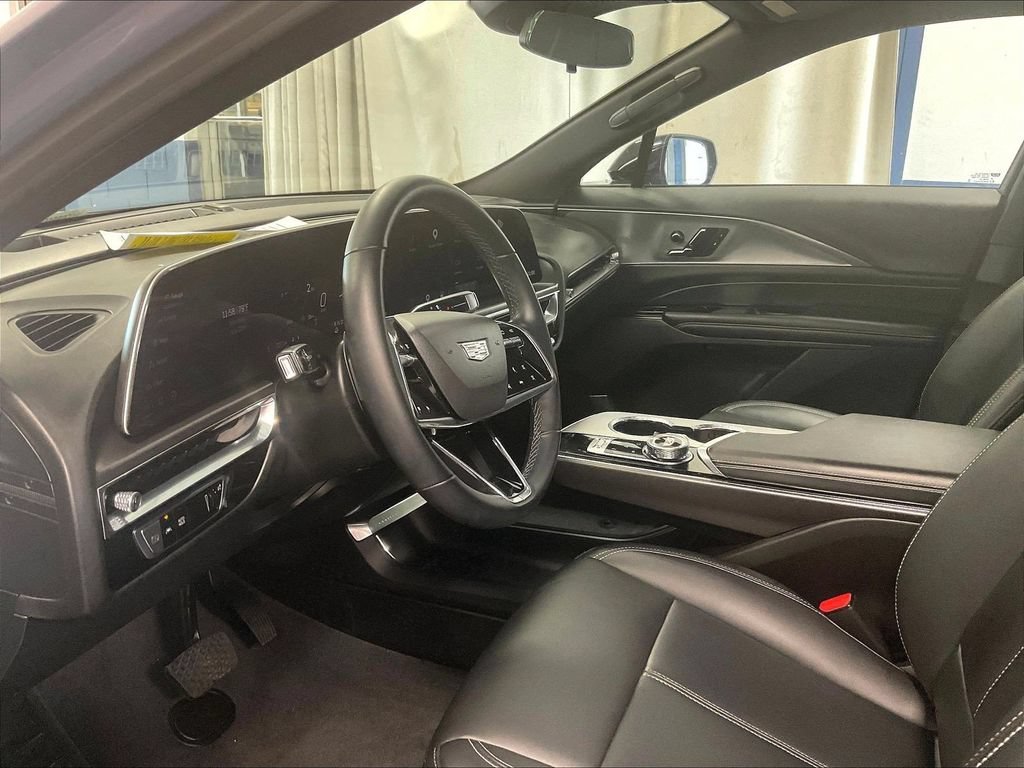 Used 2024 Cadillac Lyriq Tech w/ Driver Assist Package AWD/4WD image 8