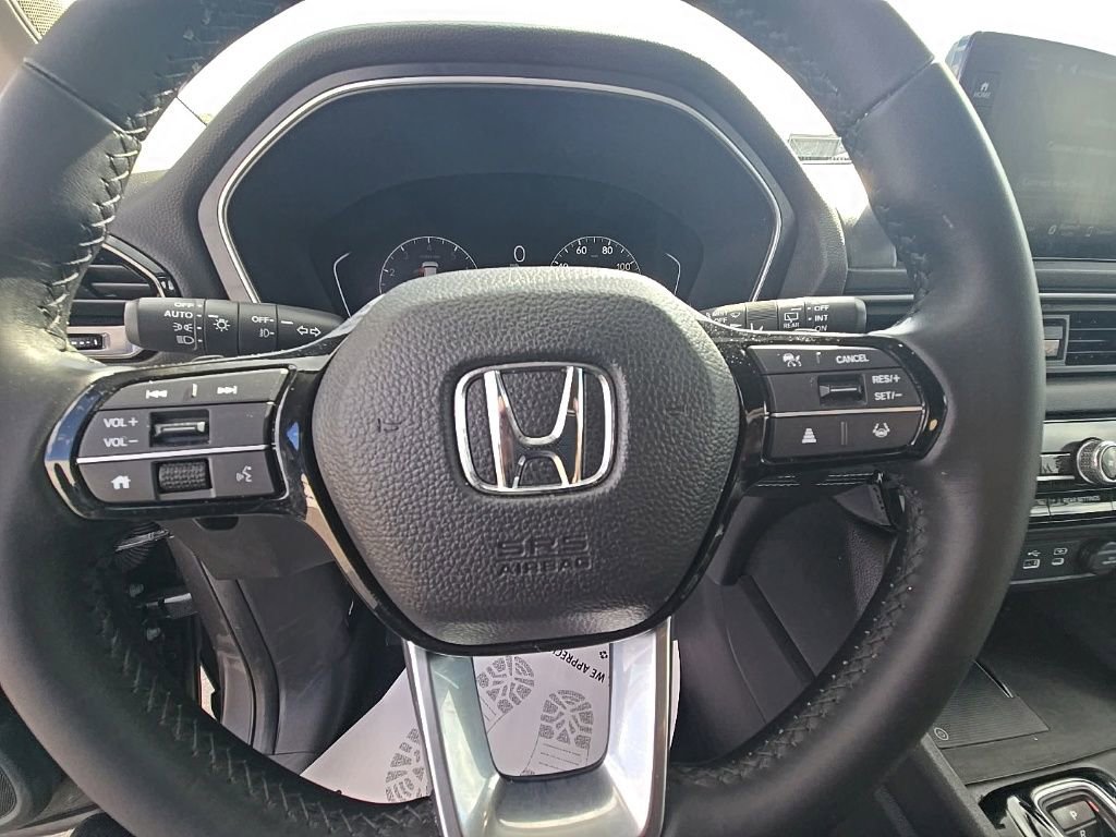 Used 2025 Honda Pilot EX-L image 15