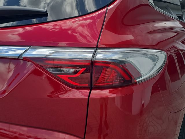Certified 2022 Buick Enclave Essence w/ Sound and Sites Package FWD image 8