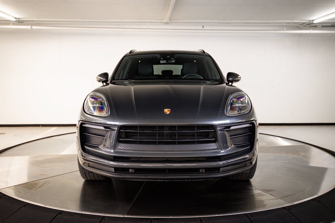 Certified 2022 Porsche Macan AWD/4WD image 10