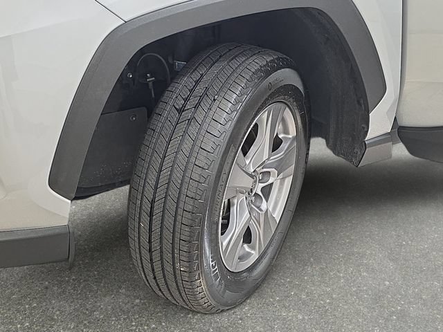 Certified 2024 Toyota RAV4 XLE AWD/4WD image 28
