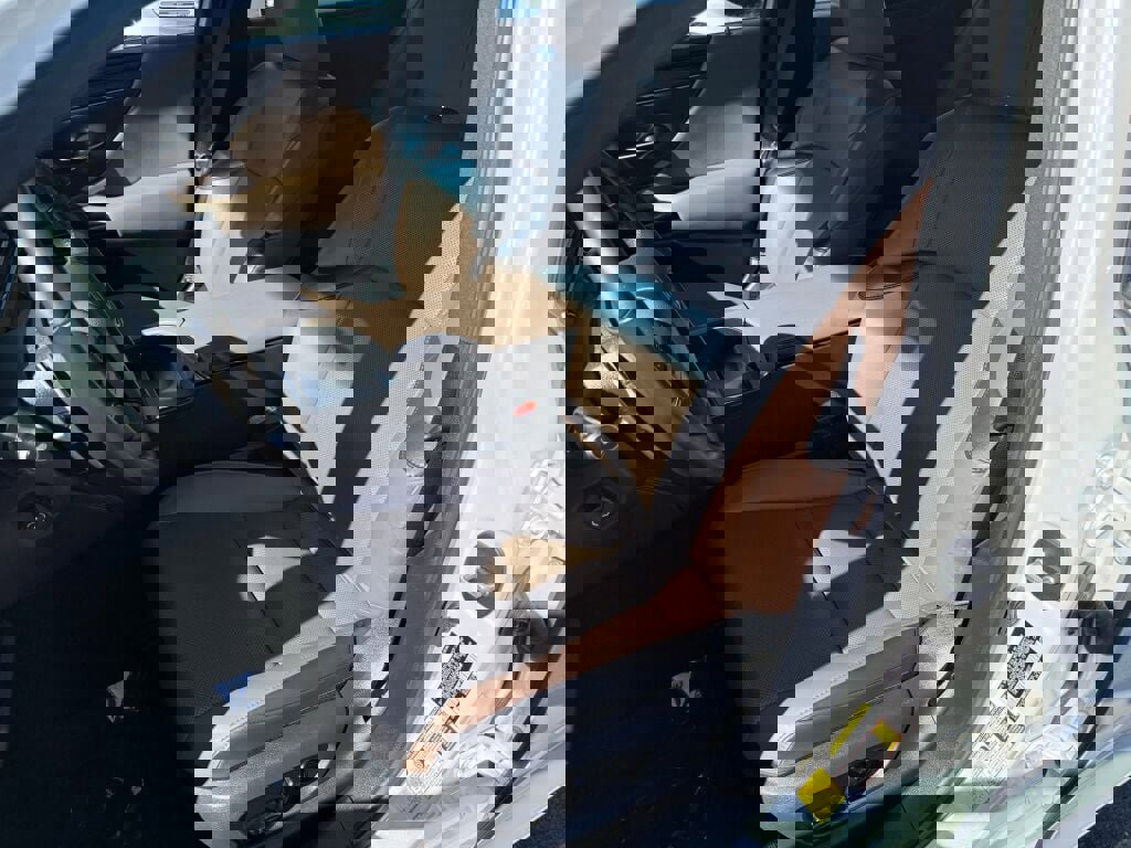 Used 2023 Lexus ES 350 w/ Premium Package image 11