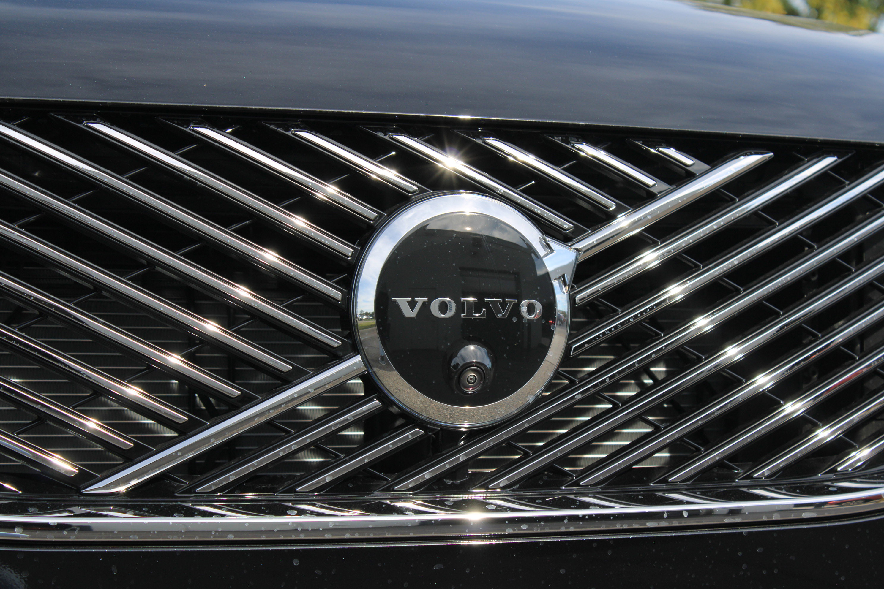 New 2026 Volvo XC90 B6 Plus w/ Protection Package Premier AWD/4WD image 57