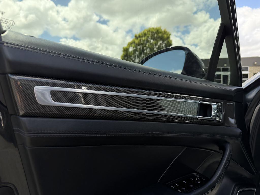 Used 2017 Porsche Panamera Turbo AWD/4WD image 19